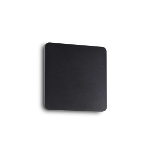195766_WEB001_COVER_AP_D15_SQUARE_NERO.jpg