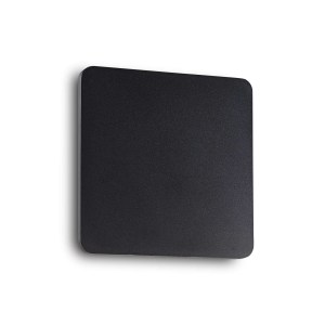 195773_WEB001_COVER_AP_D20_SQUARE_NERO.jpg